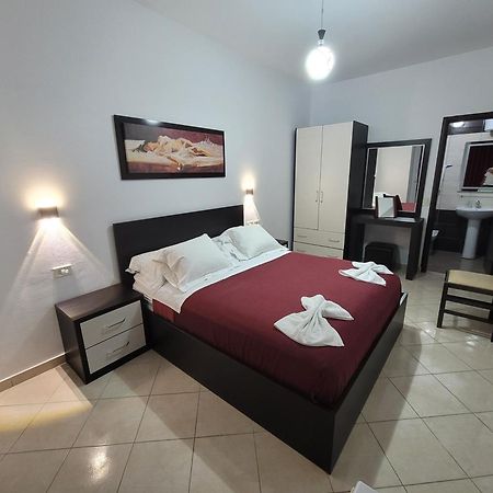Haris Hotel Vlorë Eksteriør billede