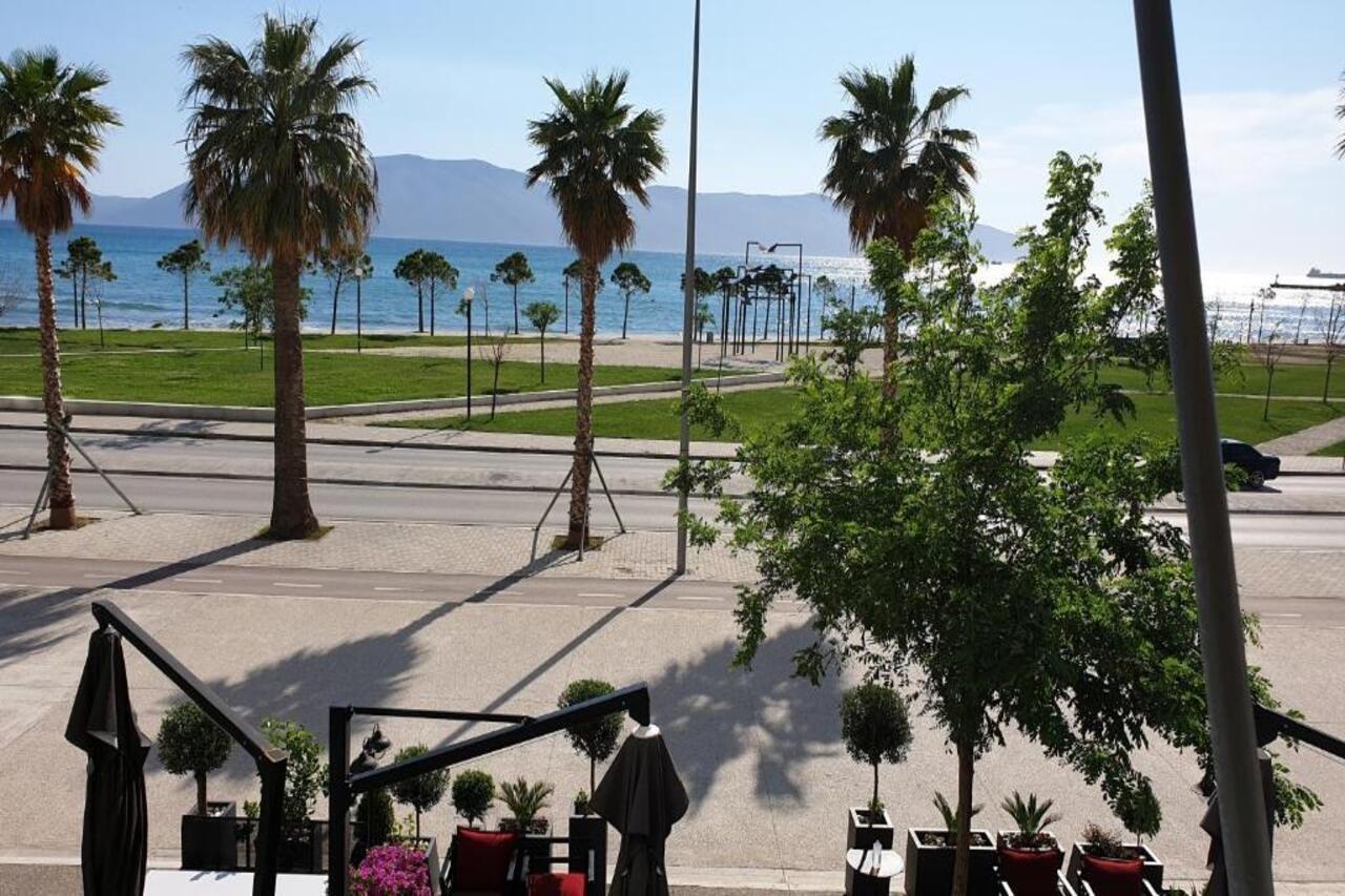 Haris Hotel Vlorë Eksteriør billede