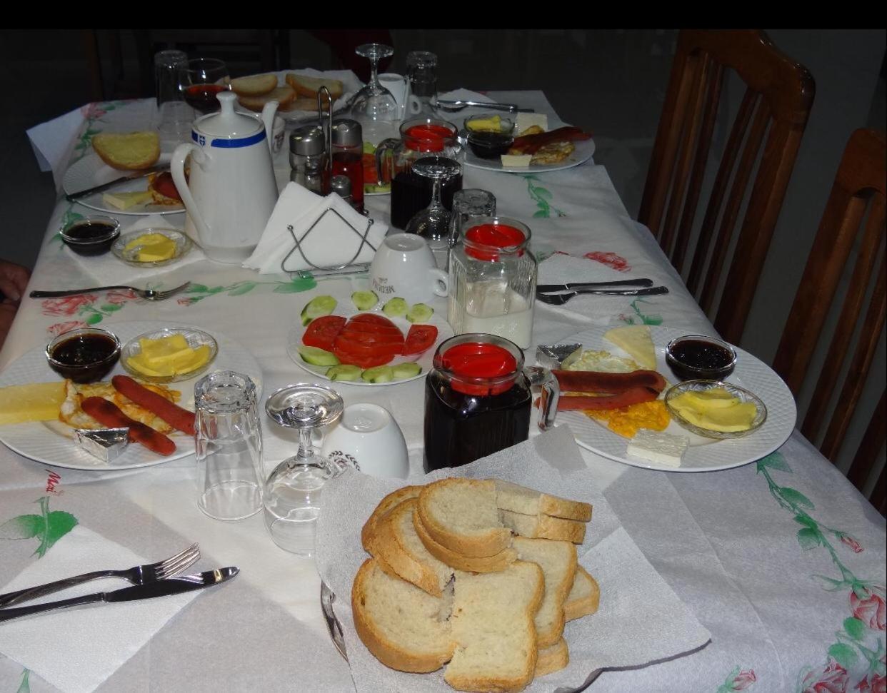 Haris Hotel Vlorë Eksteriør billede