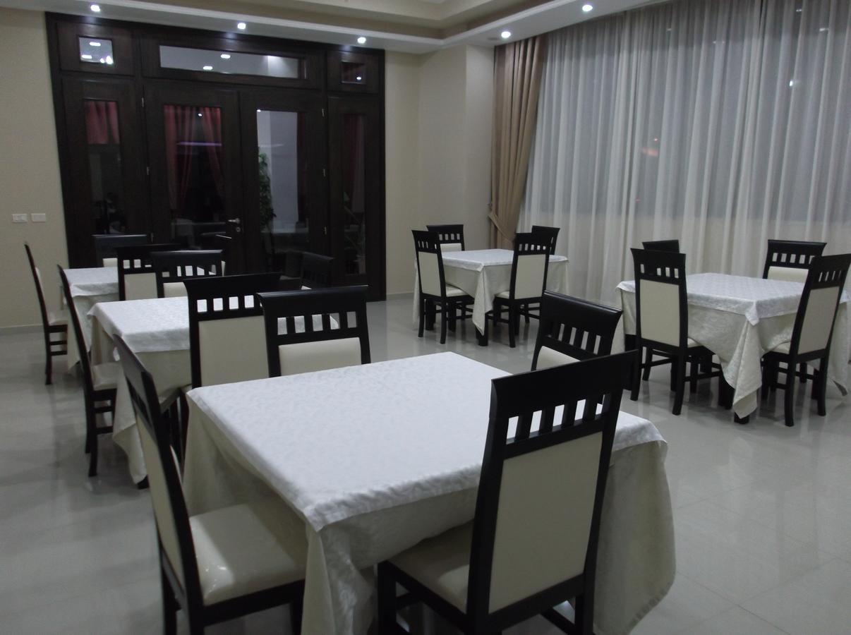 Haris Hotel Vlorë Eksteriør billede