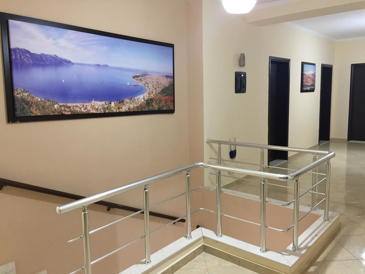 Haris Hotel Vlorë Eksteriør billede