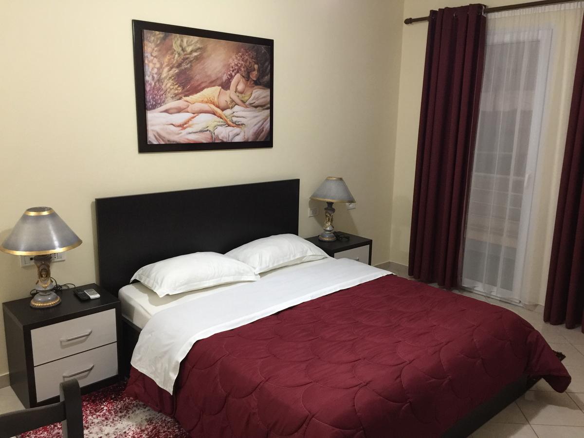 Haris Hotel Vlorë Eksteriør billede